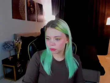 Bongacams Live Sex Cam of FunnyVibe