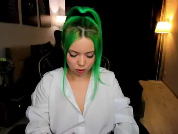 Bongacams Best live sex cam show of FunnyVibe