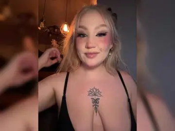 Bongacams Free Live Porn of GlamorousBlonde