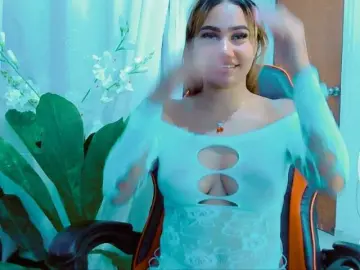 Bongacams Free Porn Cam of amber-love69