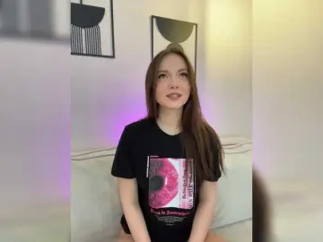 Bongacams Free Porn Cam of OlivkaVif