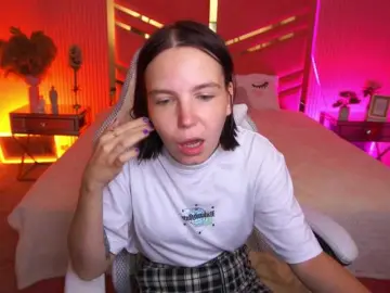 Bongacams Watch Live Sex Cams of SpicyyDoll