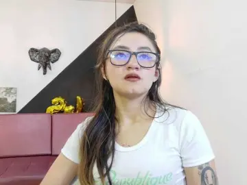 Bongacams Watch Live Sex Cams of Perla-Teen