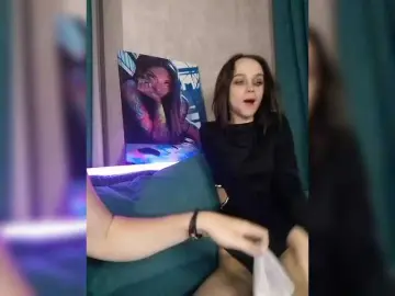 Bongacams Live Sex Cam of AlexNikaaa1815