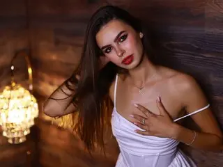 AlexxisRae
