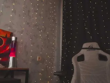 Bongacams Live Sex Cam of cutesoneckaaa