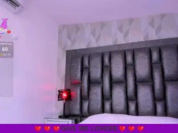 Bongacams Sex Cam of BellaSaint