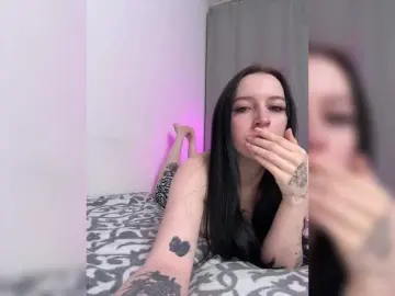 Bongacams Free Live Porn of krisskiss21