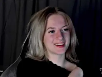 Bongacams Free Porn Cam of HeyAlise