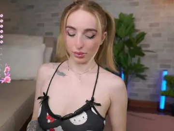 Bongacams Adult Video Chat of babyyyluna