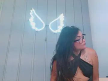 Bongacams Adult Webcam of AteneaRoldan