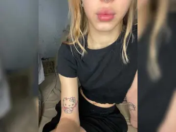 Bongacams Watch Live Sex Cams of LinaTwins