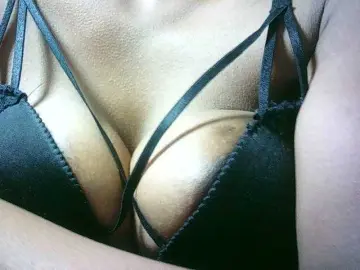 Bongacams Watch Live Sex Cams of Avrilhunt