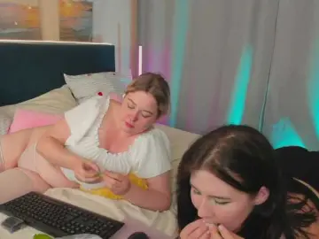 Bongacams Live Sex Cam of KarenDeMeow