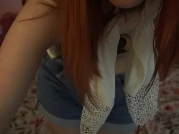 Bongacams Sex Cam of SunShineLolaa