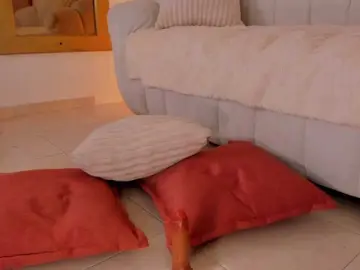 Bongacams Watch Live Sex Cams of IsabellaLux-