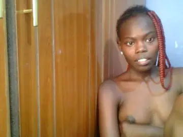 Bongacams Best live sex cam show of Sweet-petite