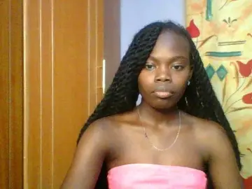 Bongacams Private Sex Chat of Sweet-petite