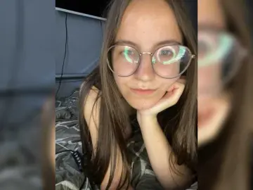 Bongacams Live Sex Cam of sweet-kiss22