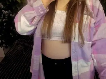 Bongacams Adult Webcam of MagikPeachh