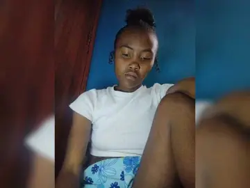 Bongacams Watch Live Sex Cams of Stella11