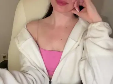 Bongacams Sex Cam of emisun