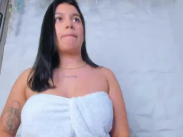Bongacams Watch Live Sex Cams of sarahcox