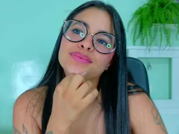 Bongacams Nude Webcam of ALASKA-JONES