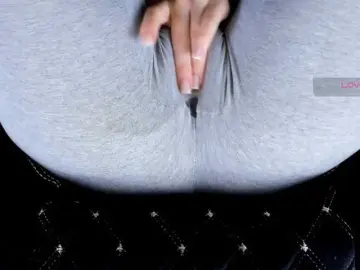 Bongacams Private Sex Chat of Kira-Kell