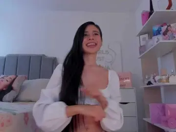 Bongacams Adult Webcam of TinyRouse