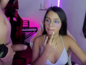 Bongacams Nude Webcam of room-kitty