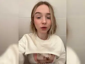 Bongacams Sex Chat of MeowMia