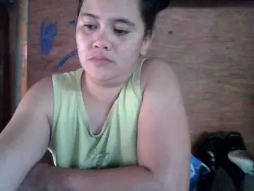 Bongacams Watch Live Sex Cams of LovelyShaxxx3