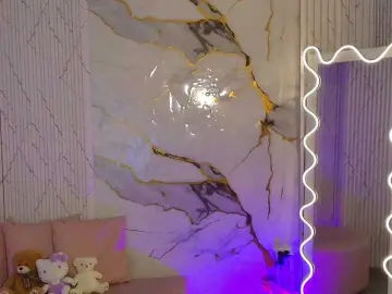 Bongacams Live Porn of PEACHY-TAY