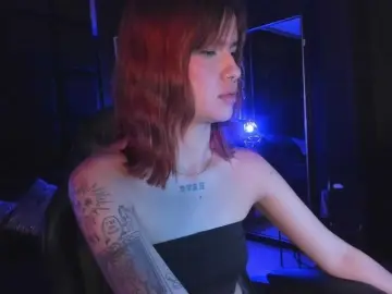 Bongacams Watch Live Sex Cams of Lia-Volkov