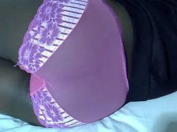 Bongacams Watch Live Sex Cams of Sexyyves