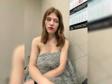 Bongacams Watch Live Sex Cams of Alinagilberd03