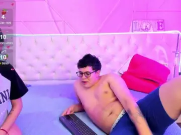 Bongacams Live Sex Cam of Ethan-N-Abby