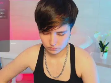 Bongacams Best Webcam of CharlieeAdams