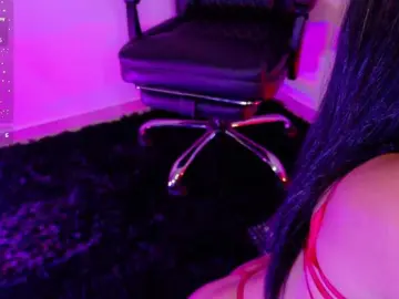 Bongacams Adult Webcam of KRISTINCHERRY