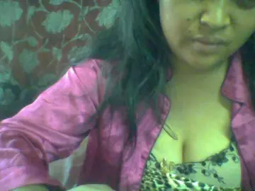 Bongacams Nude Webcam of Estellah