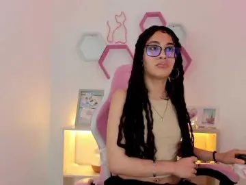 Bongacams Watch Live Sex Cams of LunaMeyer