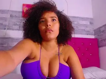Bongacams Adult Webcam of Bignaturalboobs