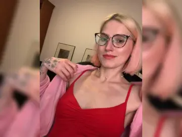 Bongacams Free Porn Cam of Sexy-Sweets