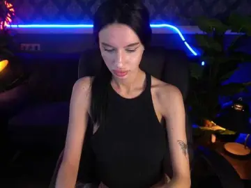 Bongacams Free Live Porn of SnowWhiteee