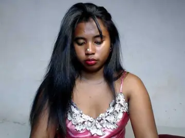 Bongacams Nude Webcam of Pauliemarie