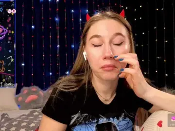 Bongacams Sex Cam of kiska-wansday07