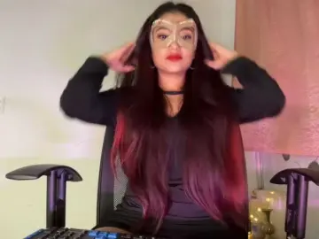 Bongacams Watch Live Sex Cams of redgirlpum