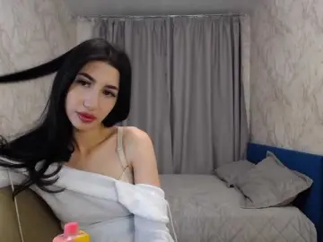 Bongacams Adult Video Chat of BETTY11DIHNA