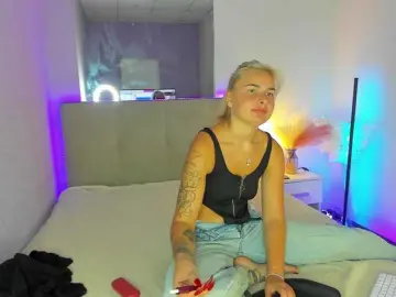 Bongacams Live Sex Cam of LunaHeadly